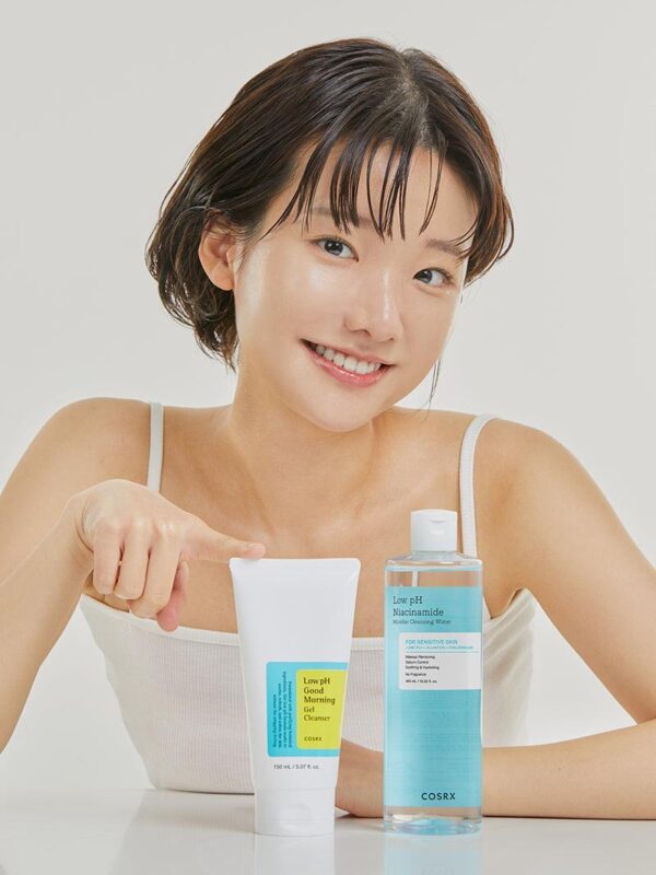 [COSRX] Low PH Niacinamide Micellar Cleansing Water 400ml (13.52 fl.oz) - Image 9